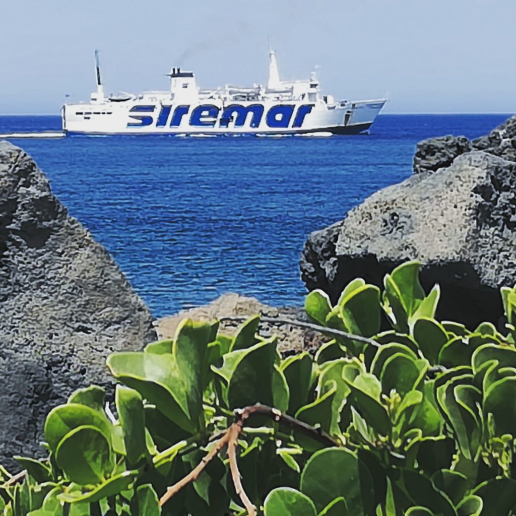 Pantelleria - Foto di Tommaso Brignone siremar traghetto