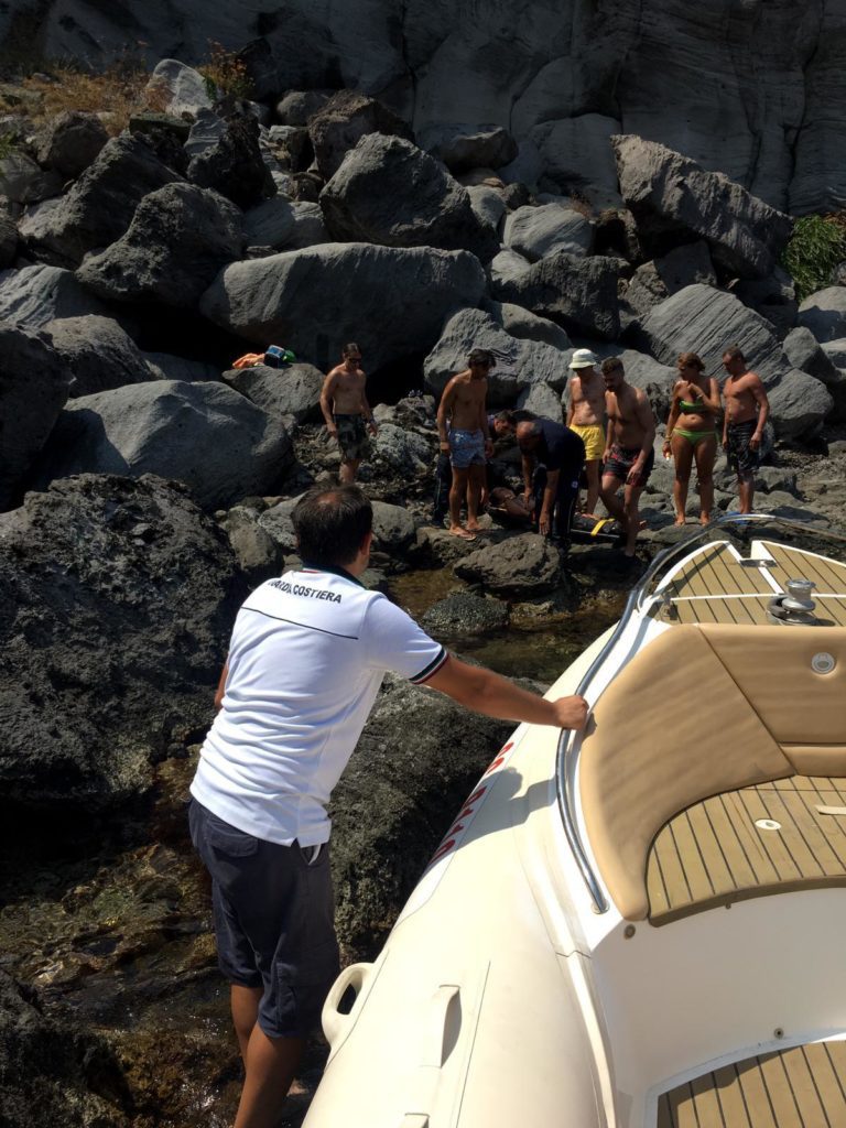 salvataggio guardia costiera pantelleria cala cinque denti