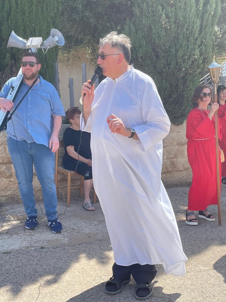 Padre Silvano alla processione per la Madonna della Margana ad Aprilia, 2022