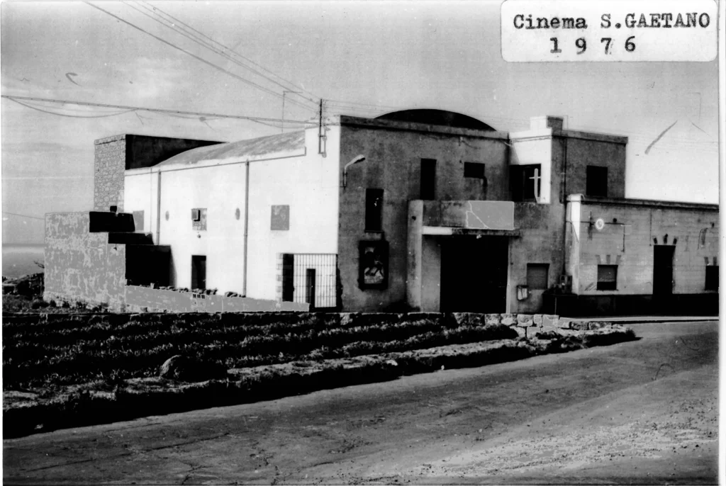 Cineteatro-San-Gaetano-Pantelleria-Archivio-Foto-Storiche-1976