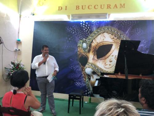 Carmine Acierno presenta la serata